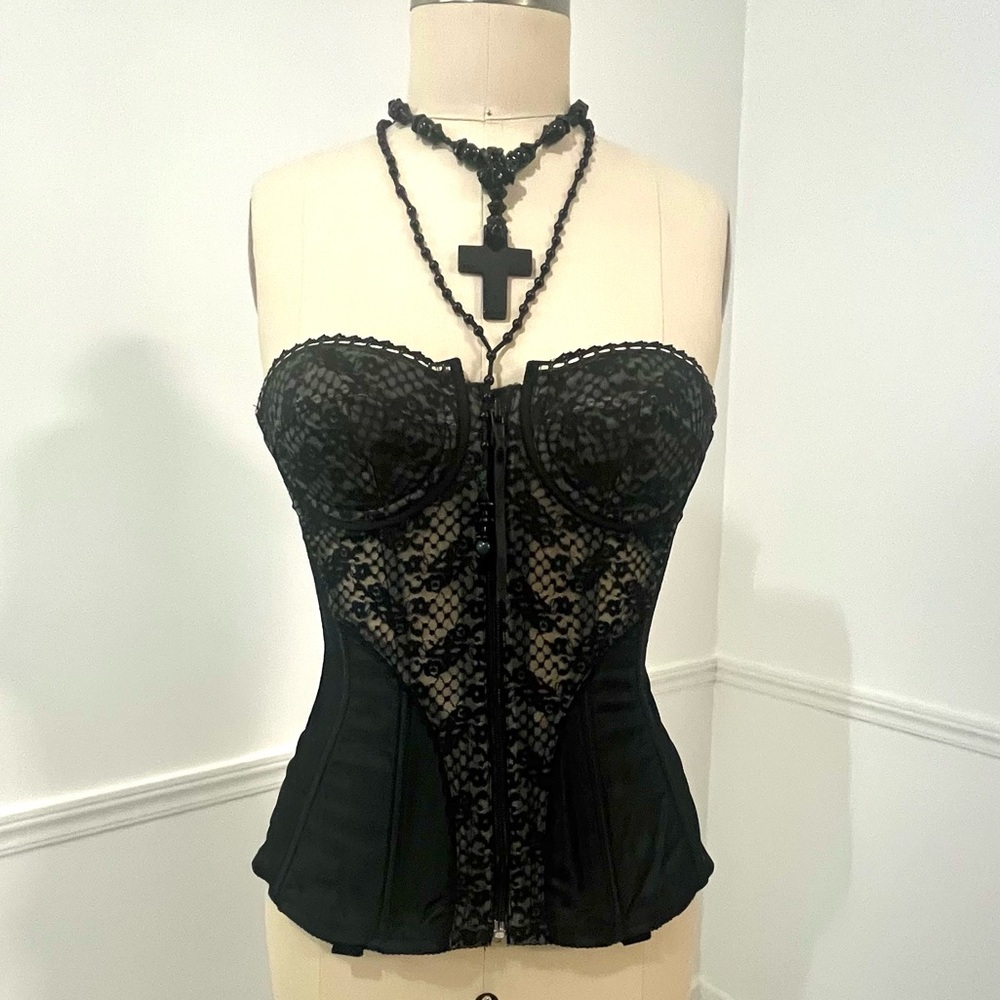 Vintage corset 1950s zip front with hook n eye closure